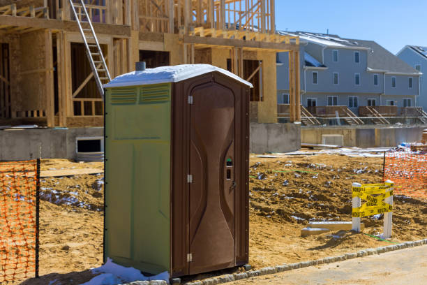 Portable bathroom rental in Oakdale, MN